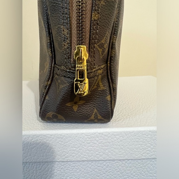 LOUIS VUITTON TROUSSE POUCH 23 - Picture 10 of 17